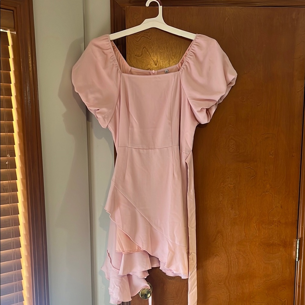 Elegant Pink Puff Sleeve Dress